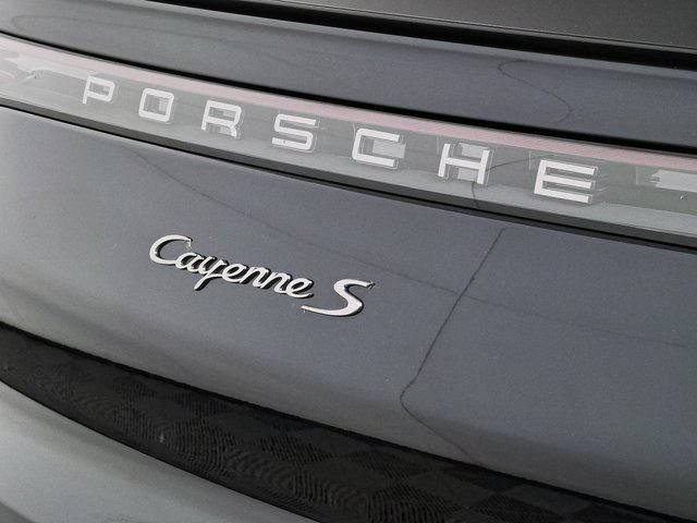 Certified 2023 Porsche Cayenne S AWD/4WD image 38