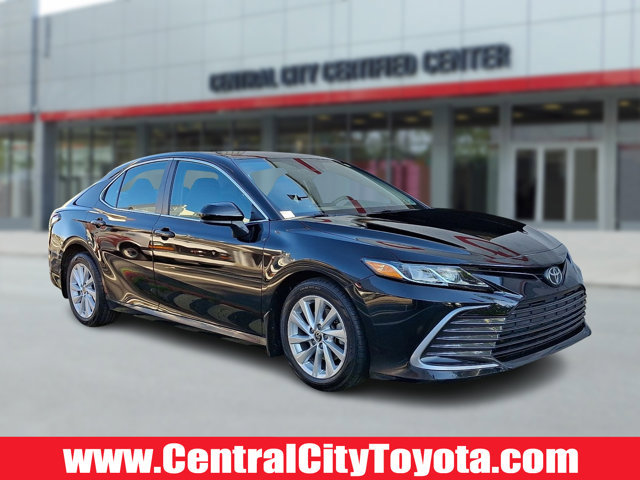 Used 2022 Toyota Camry LE w/ Carpet Mat Package (TMS)