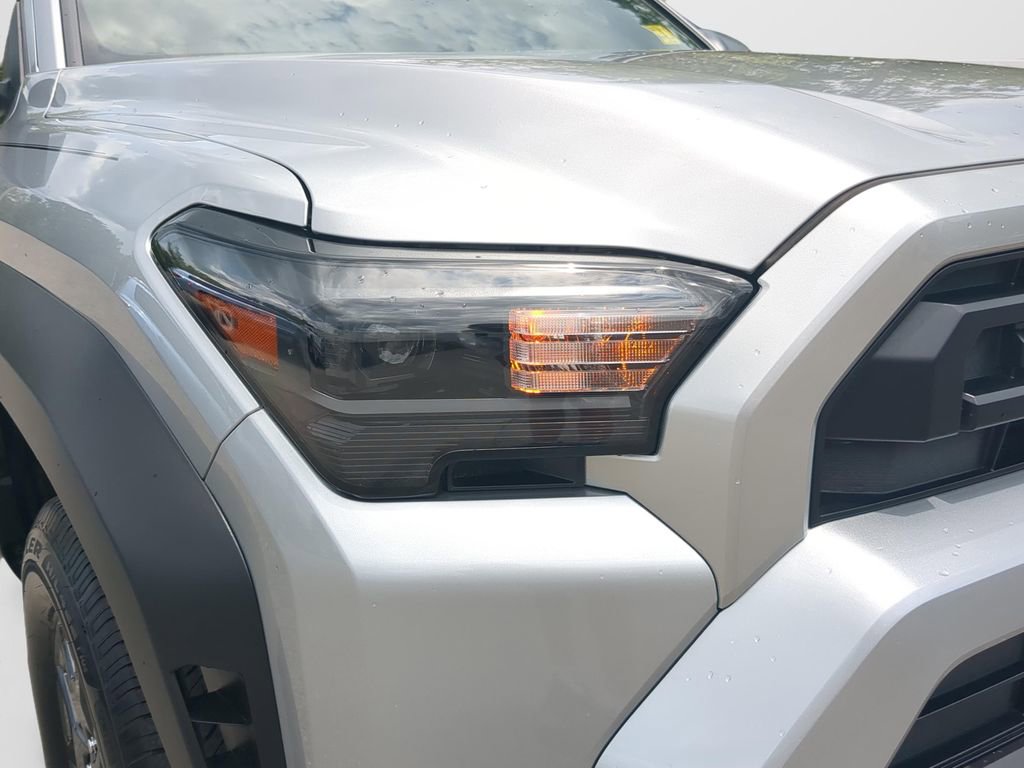 Certified 2026 Toyota 4Runner SR5 AWD/4WD image 26
