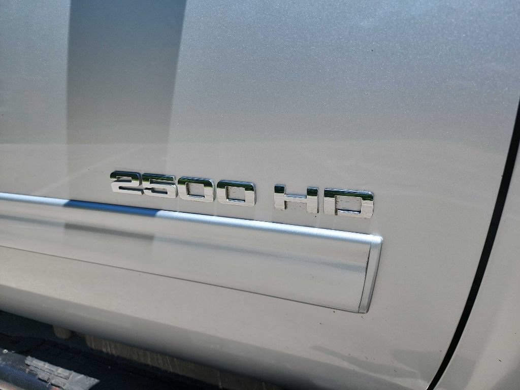 Used 2014 Chevrolet Silverado 2500 LT AWD/4WD image 13