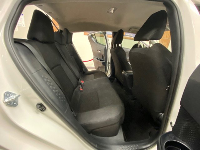 Used 2021 Toyota C-HR LE image 18