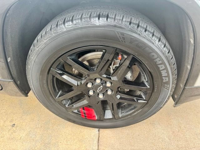 Used 2022 Chevrolet Traverse Premier w/ Redline Edition AWD/4WD image 36