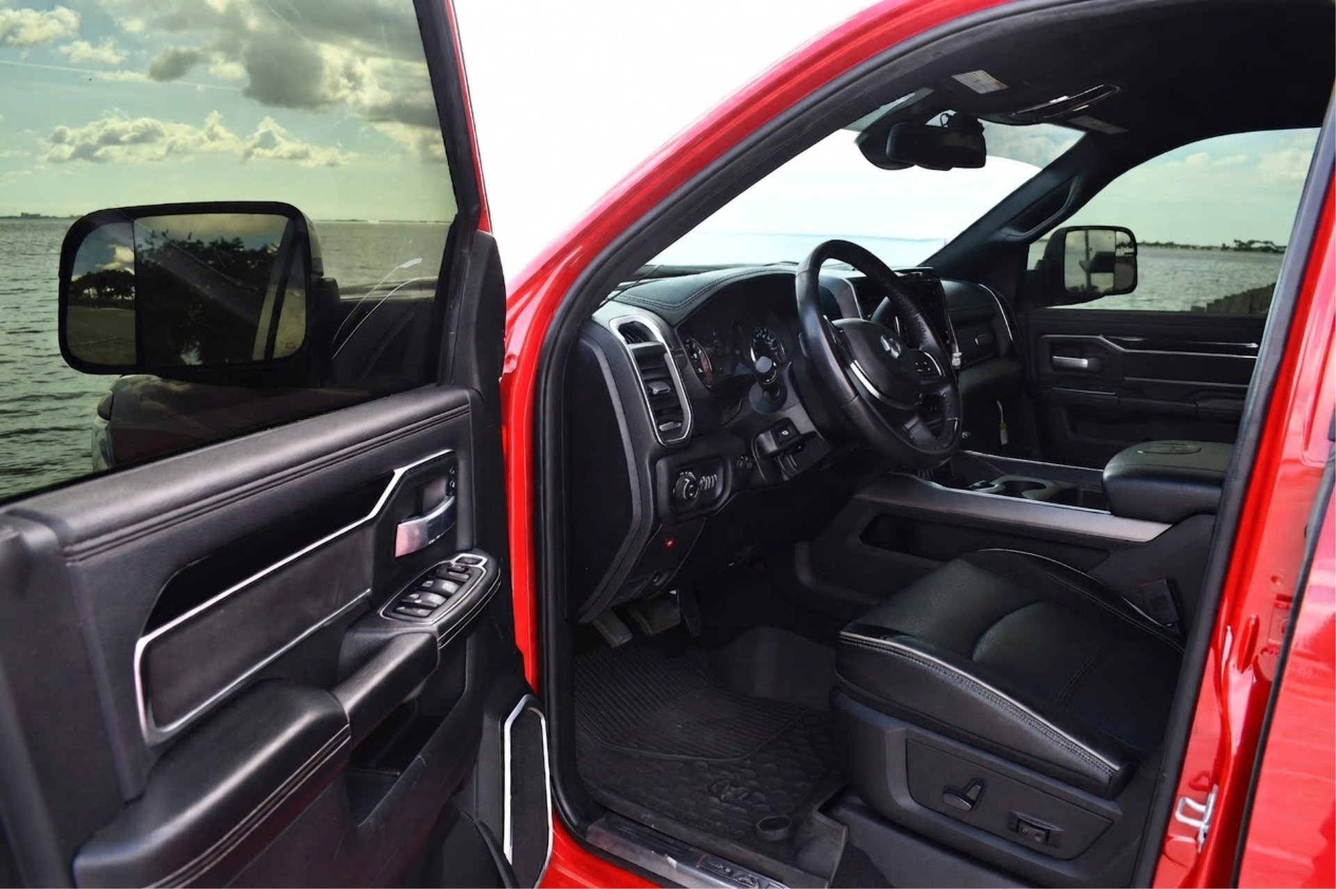 Used 2020 RAM 2500 Laramie w/ Night Edition AWD/4WD image 49