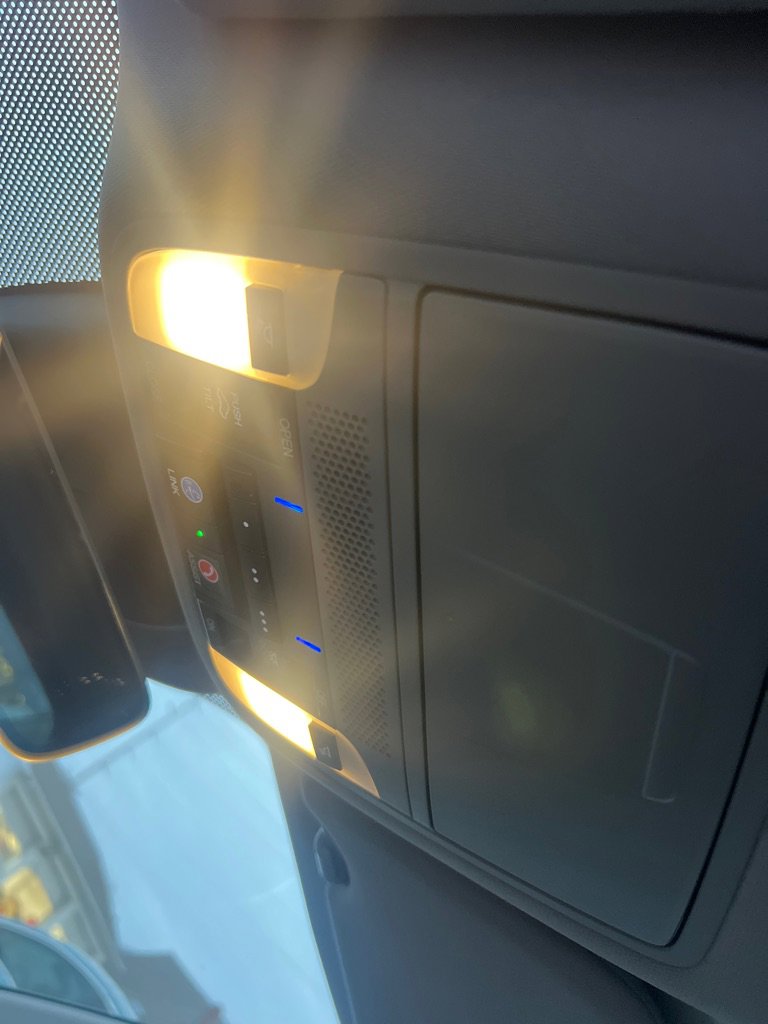 Used 2015 Acura TLX w/ Technology Package image 37