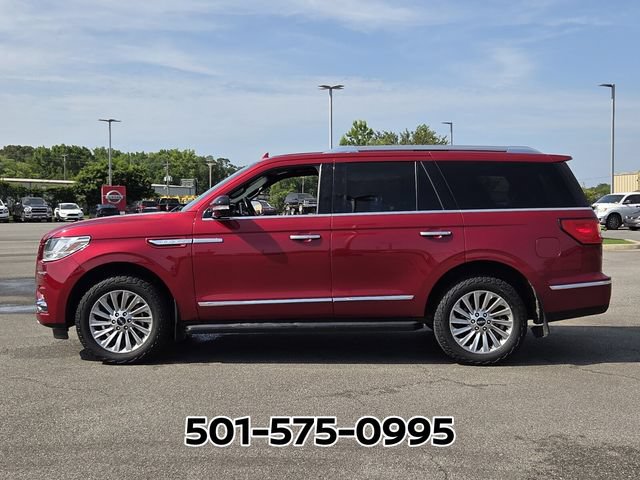 Used 2019 Lincoln Navigator Premiere AWD/4WD image 2