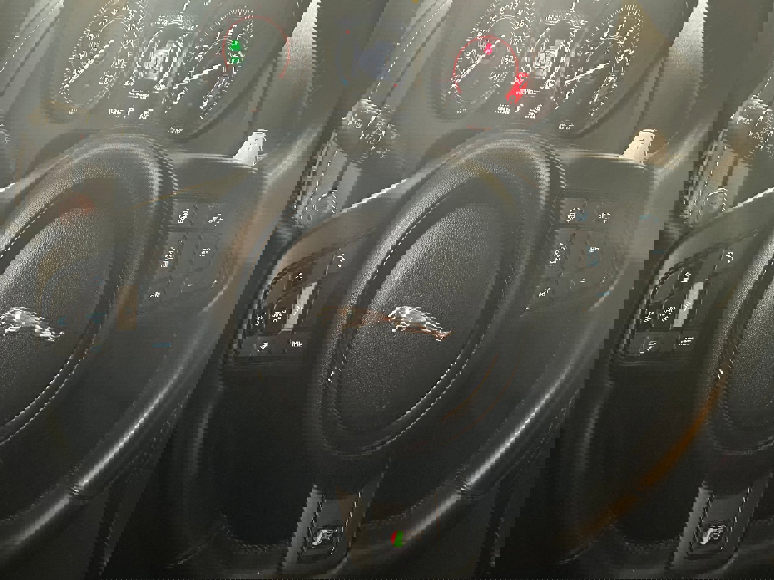 Used 2018 Jaguar F-TYPE R image 19