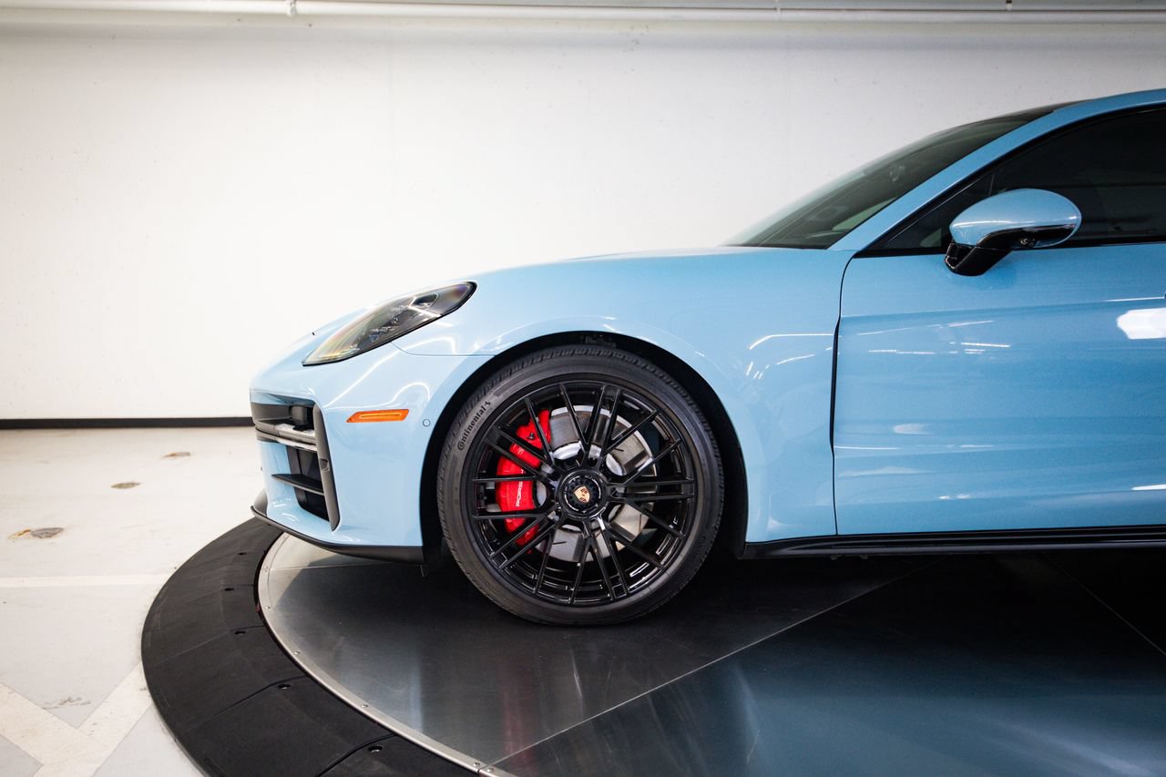 Certified 2026 Porsche Panamera GTS AWD/4WD image 11