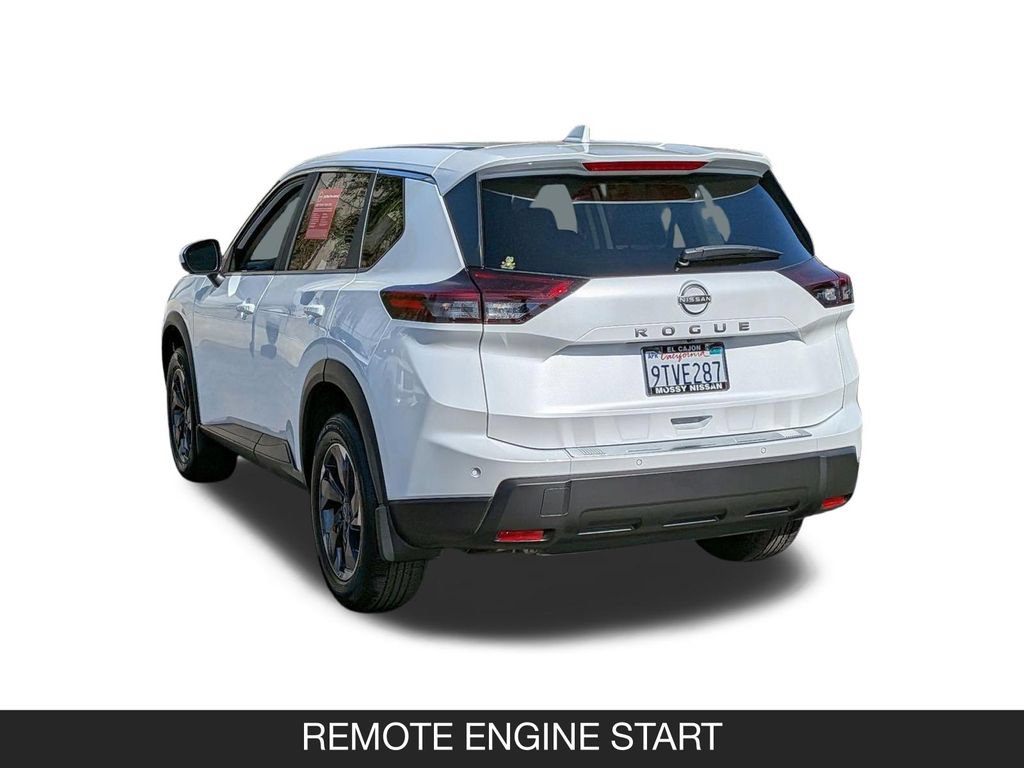 Certified 2026 Nissan Rogue SV FWD image 7