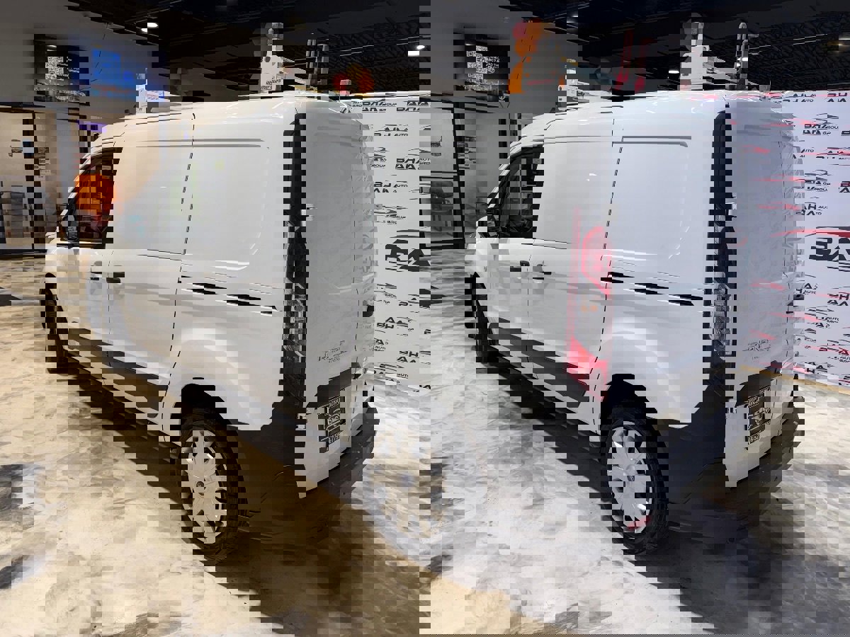 Used 2020 Ford Transit Connect XL image 5