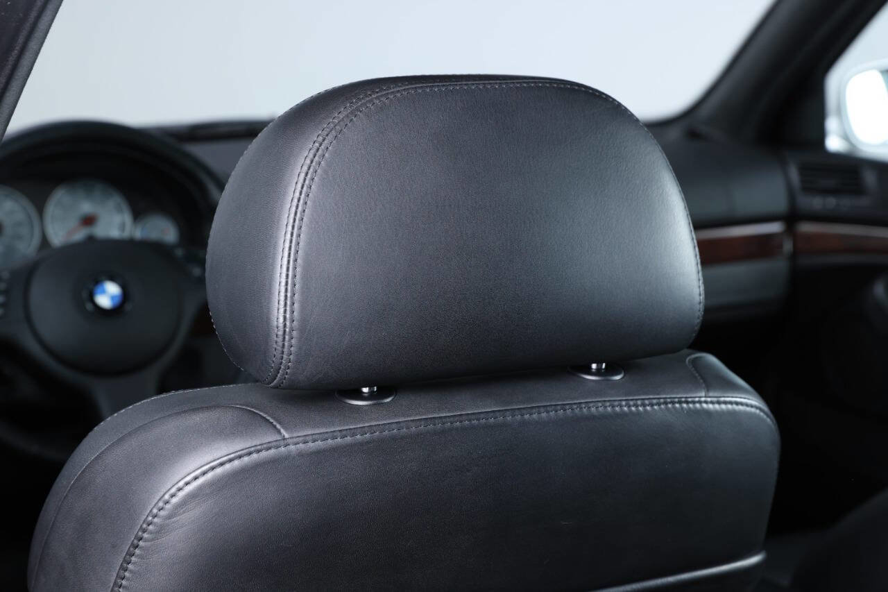 Used 2002 BMW M5 image 99