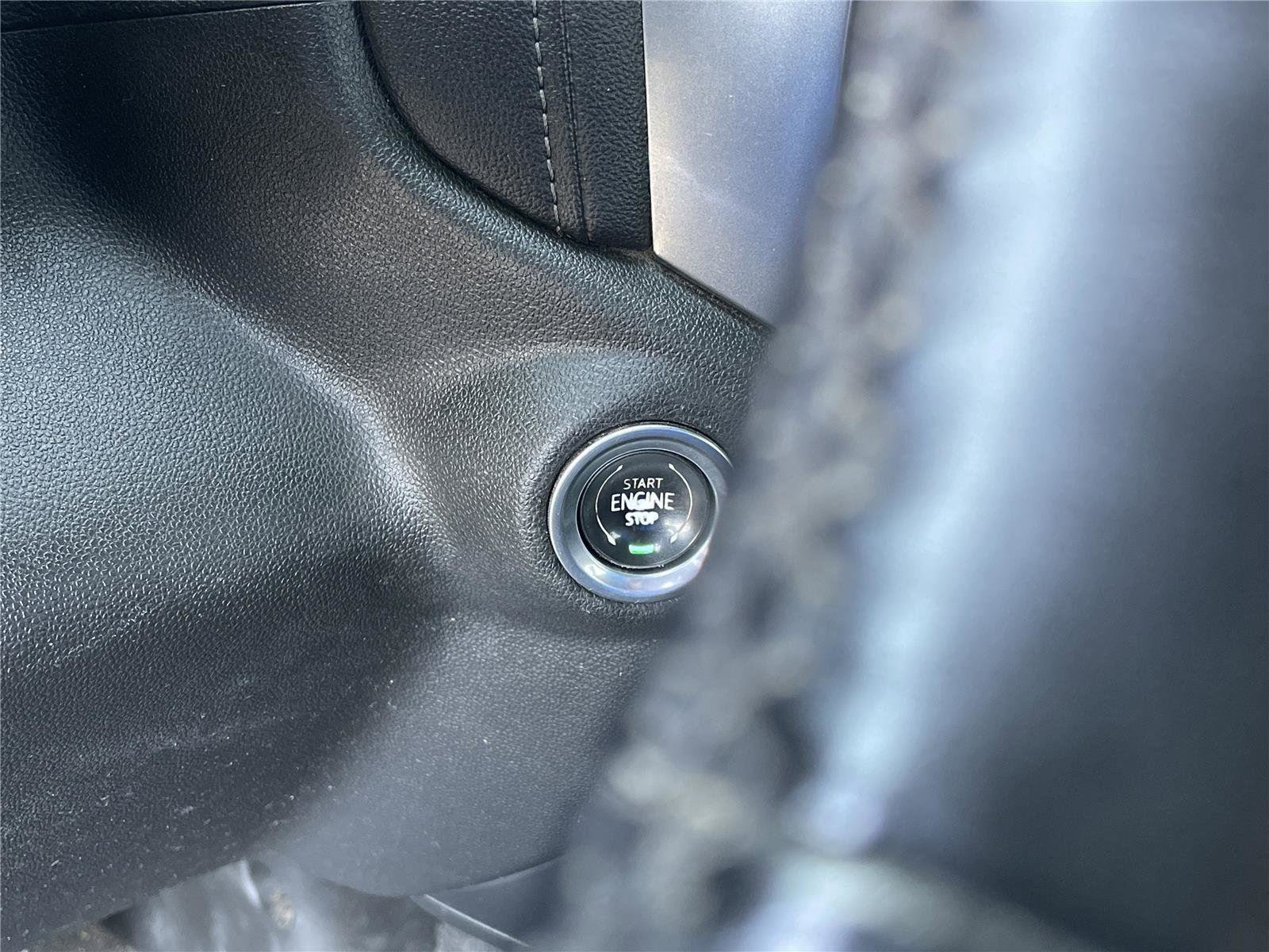 Used 2022 Chevrolet Silverado 1500 RST w/ LPO, Blackout Package image 19