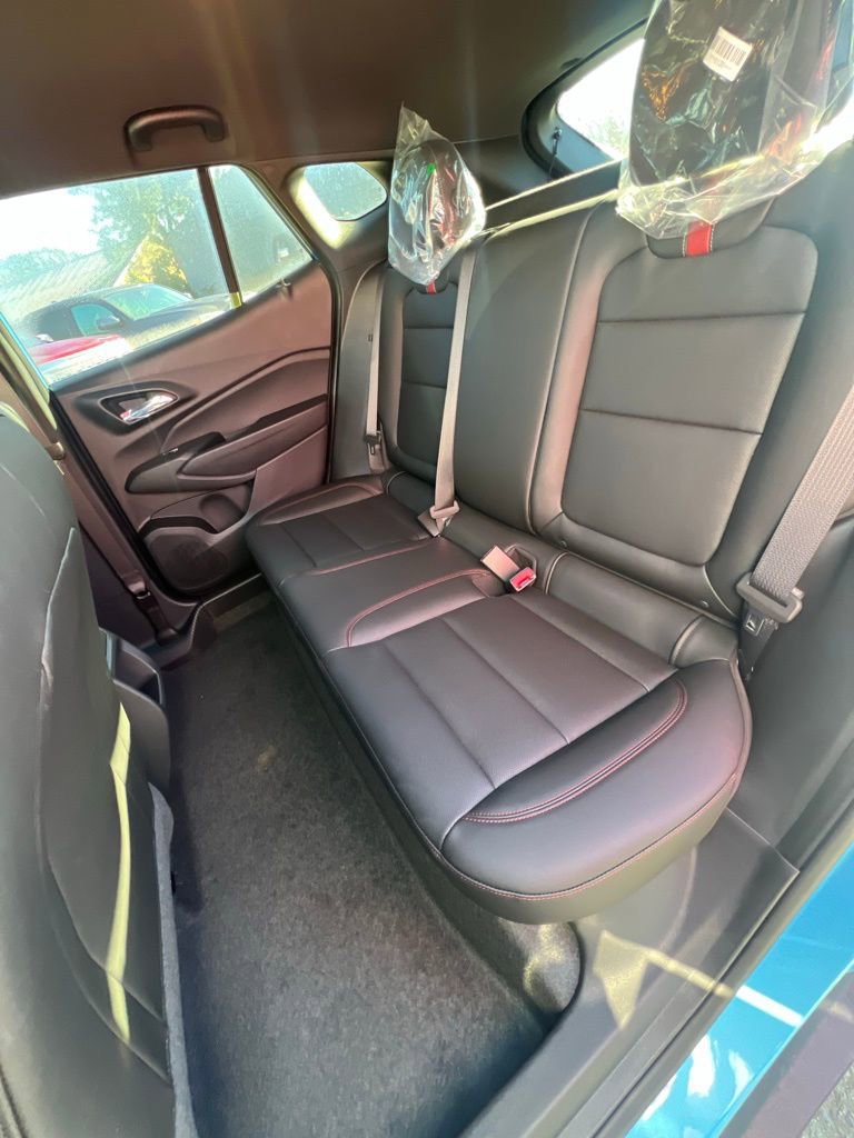 New 2025 Chevrolet Trax RS w/ Driver Confidence Package image 17