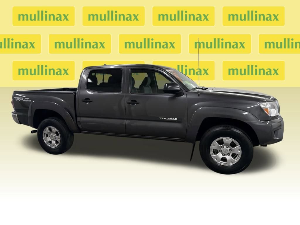 Used 2014 Toyota Tacoma PreRunner image 2