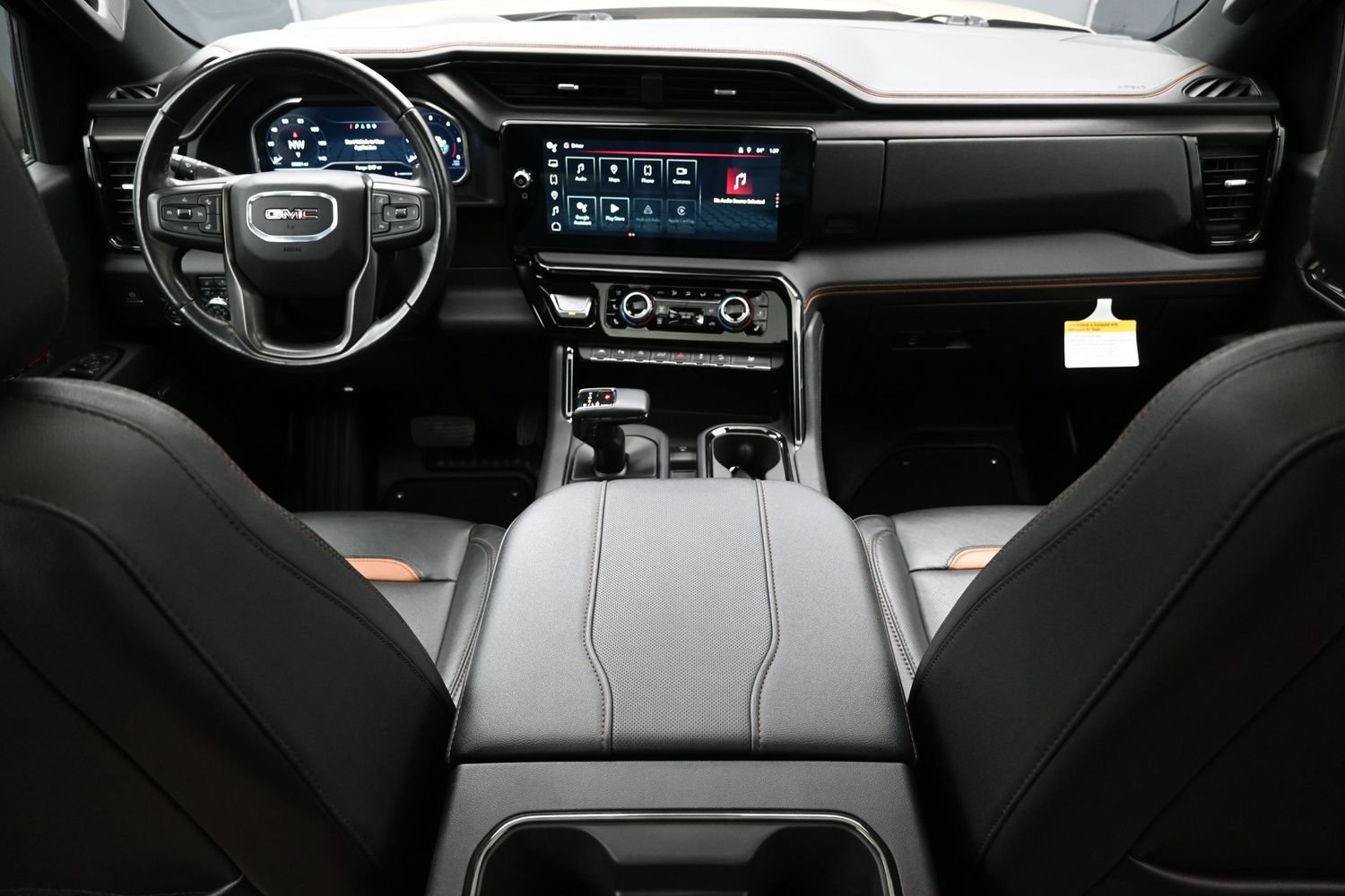 Used 2023 GMC Sierra 1500 AT4 w/ AT4 Premium Package AWD/4WD image 14