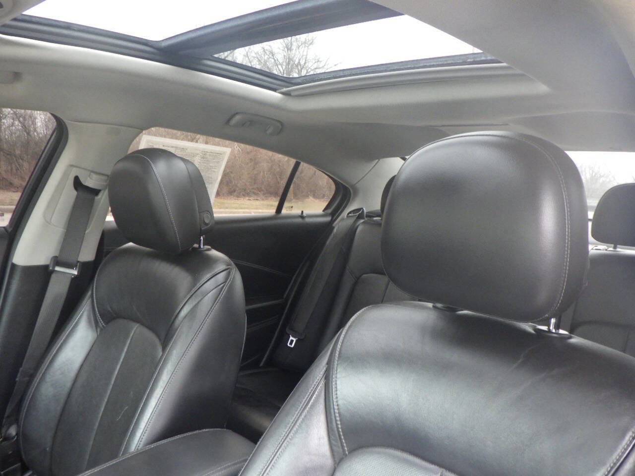 Used 2014 Buick LaCrosse Premium w/ Driver Confidence Package image 11