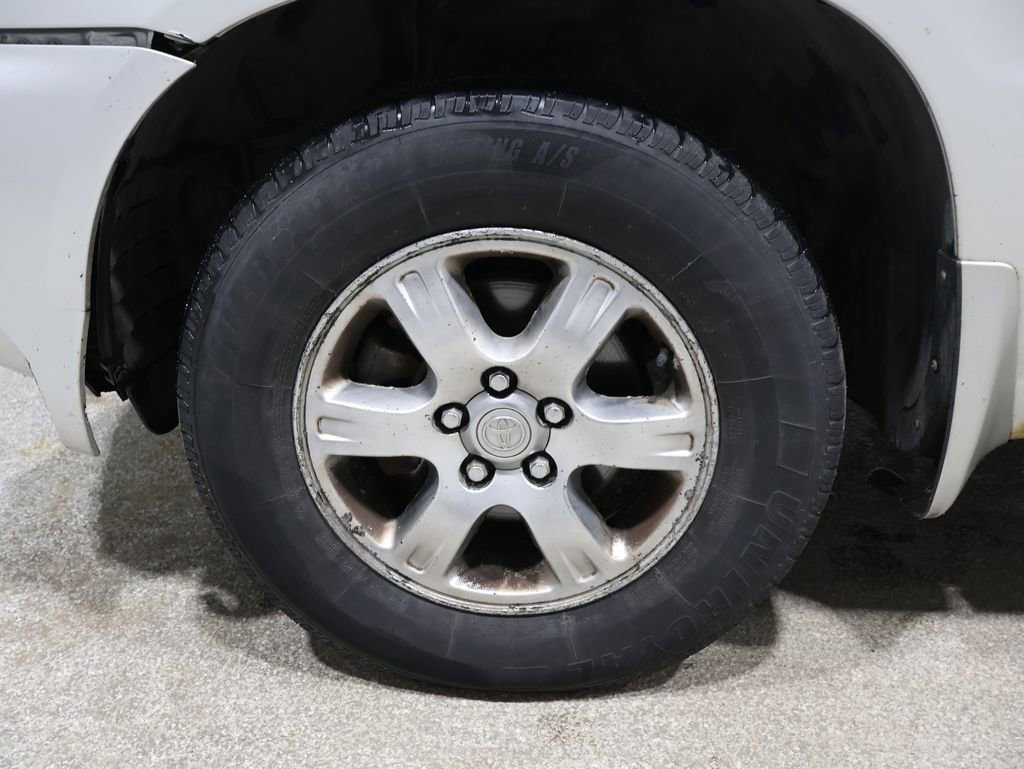 Used 2004 Toyota Highlander V6 image 13
