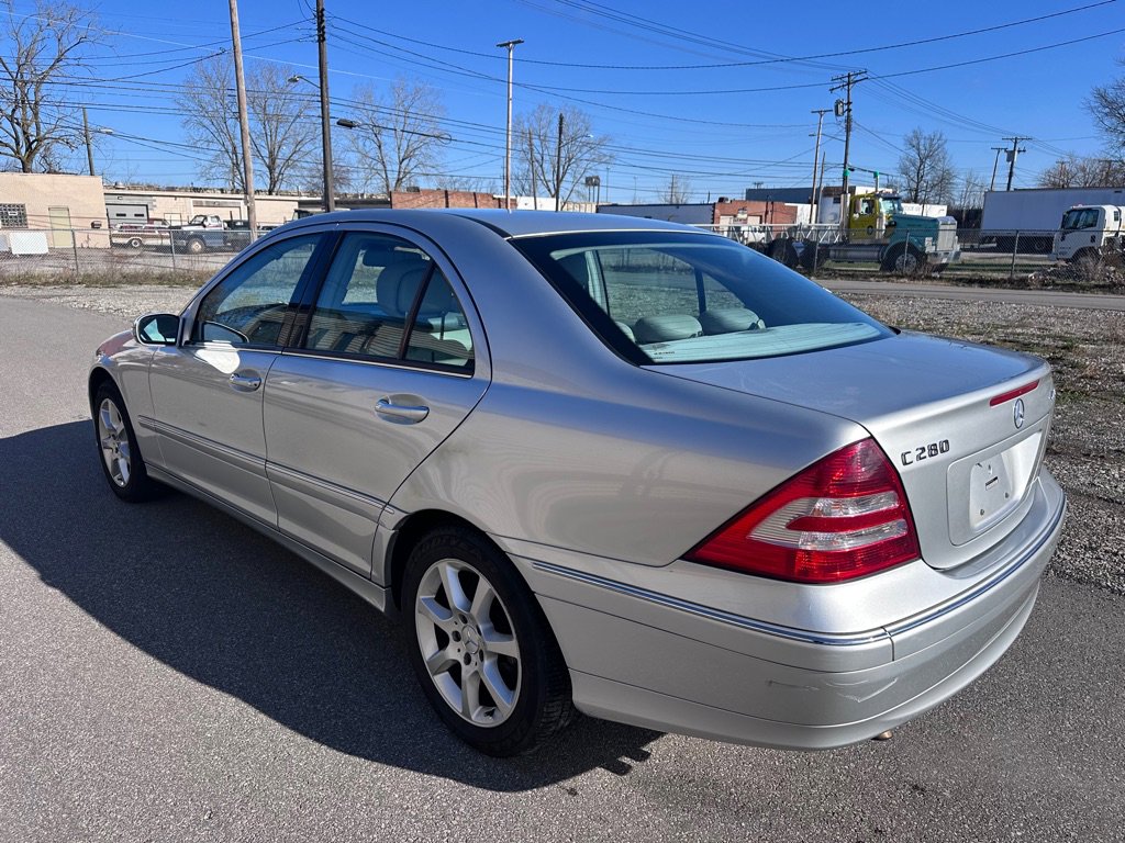 Used 2007 Mercedes-Benz C 280 4MATIC Sedan image 6