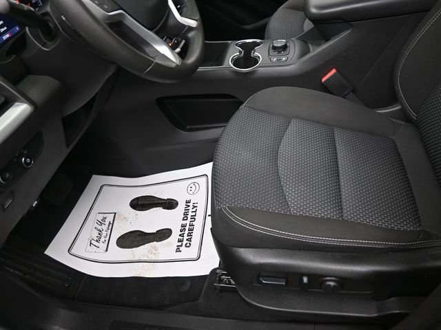 Used 2023 GMC Terrain SLE w/ Driver Convenience Package image 15