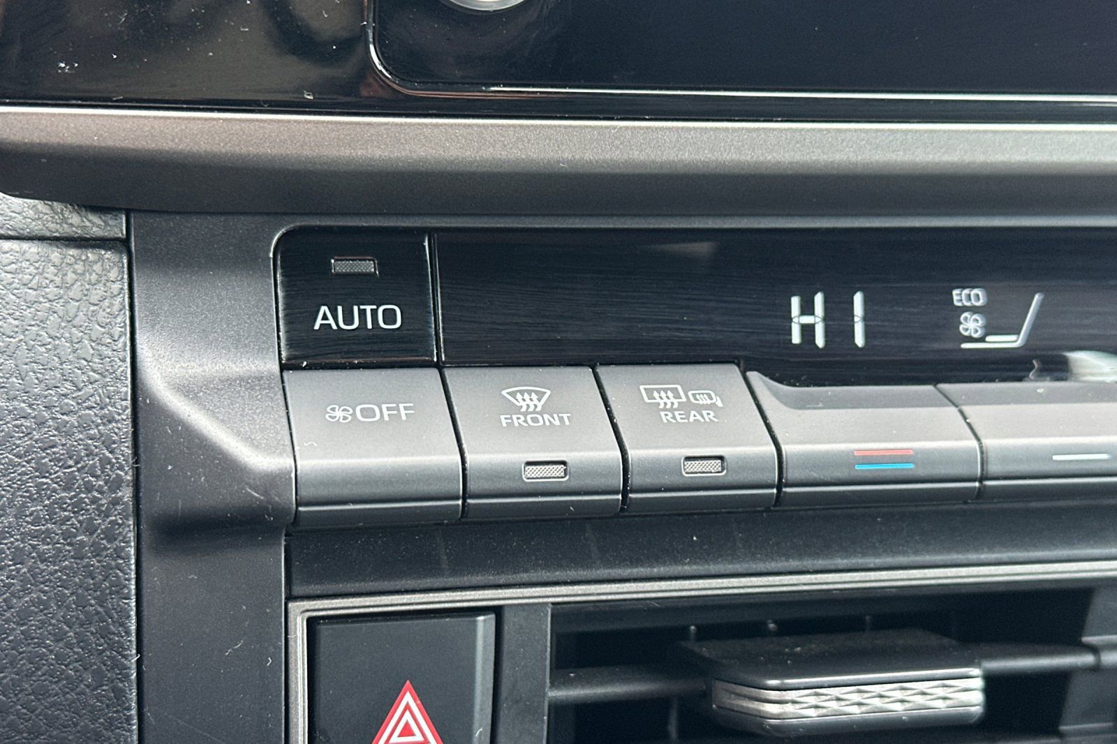 Certified 2025 Toyota Camry SE image 29