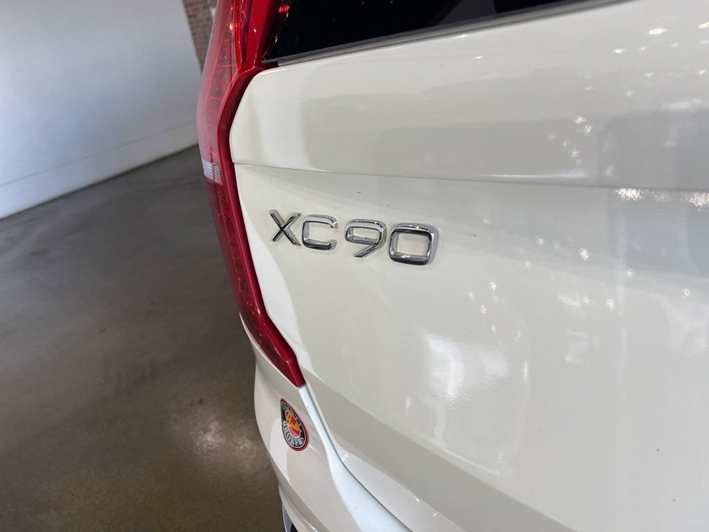 Used 2023 Volvo XC90 B6 Ultimate AWD/4WD image 19