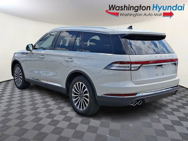 Used 2024 Lincoln Aviator Reserve w/ Elements Package Plus AWD/4WD image 4
