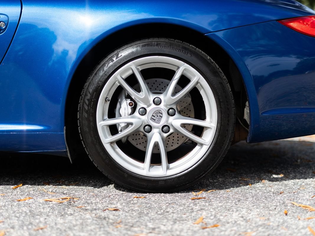 Used 2009 Porsche 911 Carrera RWD image 13
