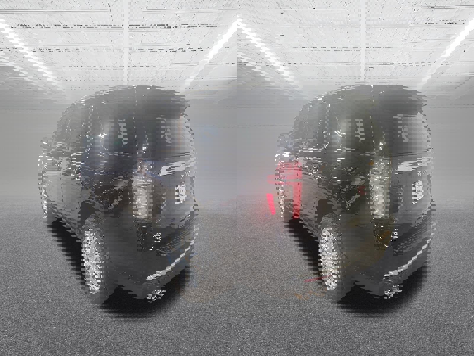 Used 2021 Chevrolet Tahoe High Country w/ Premium Package image 8