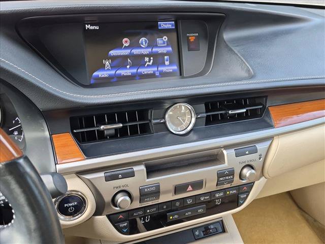 Used 2013 Lexus ES 300h w/ Premium Pkg FWD image 15