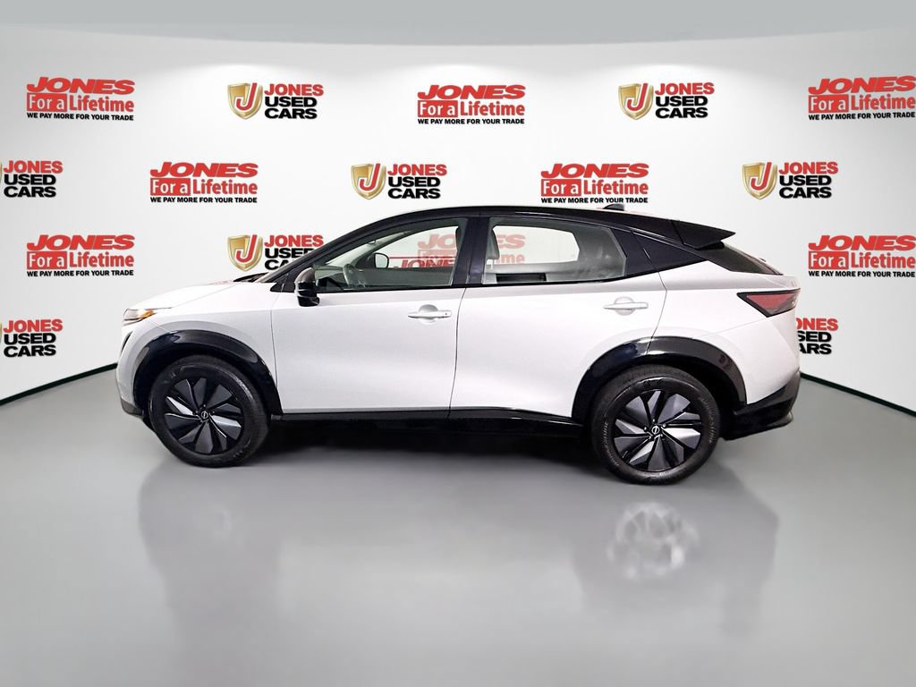 Used 2023 Nissan Ariya AWD image 14