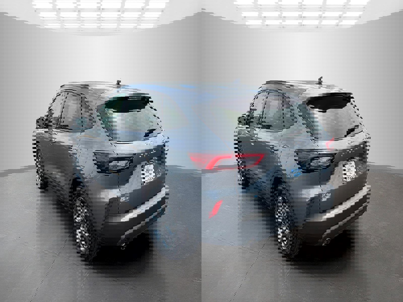 Used 2025 Ford Escape ST-Line FWD image 5