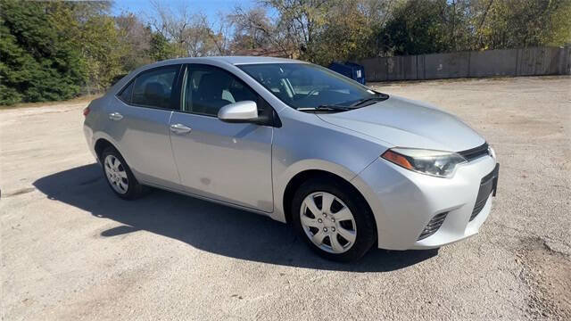 Used 2016 Toyota Corolla L image 2