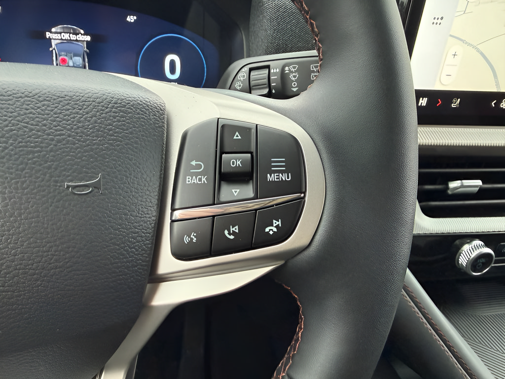 New 2026 Ford Explorer Active w/ Active Comfort Package AWD/4WD image 22