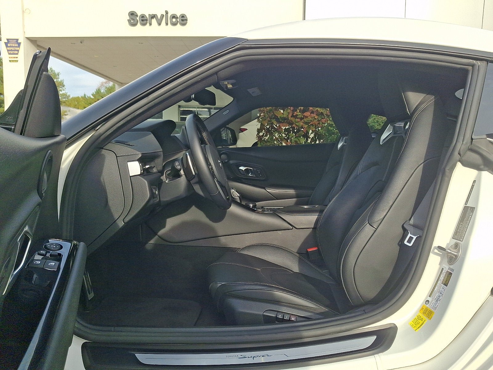 Used 2021 Toyota Supra Premium w/ Driver Assist Package RWD image 12