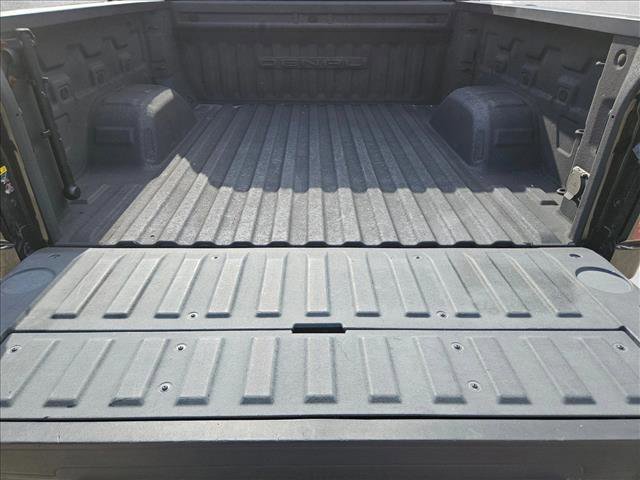 Used 2019 GMC Sierra 1500 Denali w/ Technology Package RWD image 6