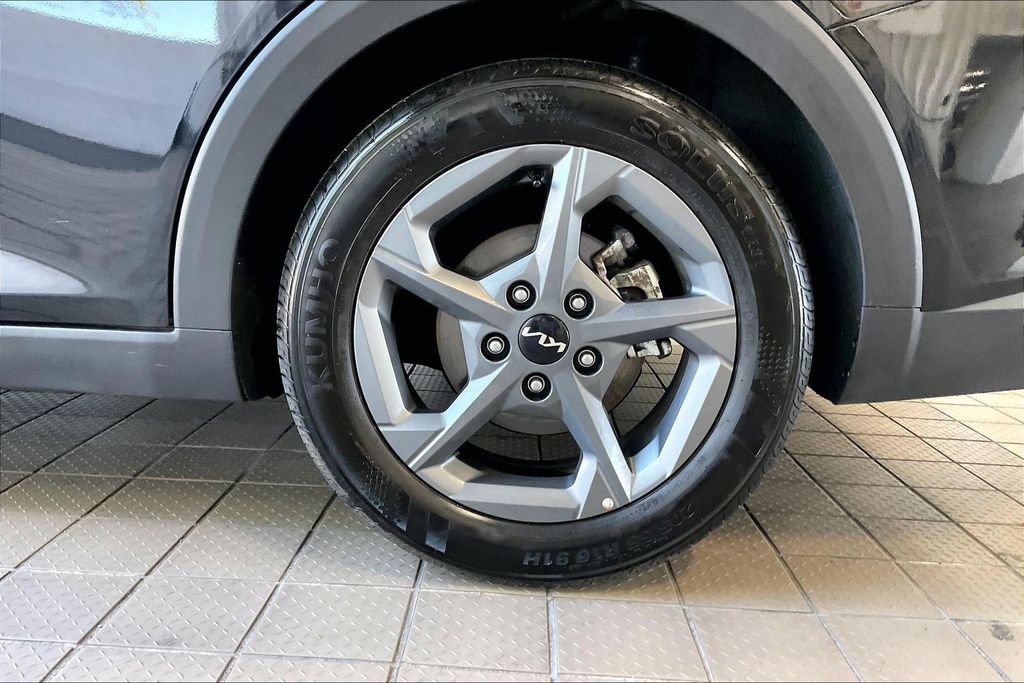 Used 2025 Kia K4 FWD image 35