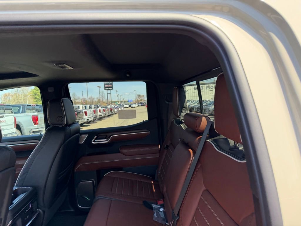 New 2026 GMC Sierra 1500 Denali Ultimate AWD/4WD image 9