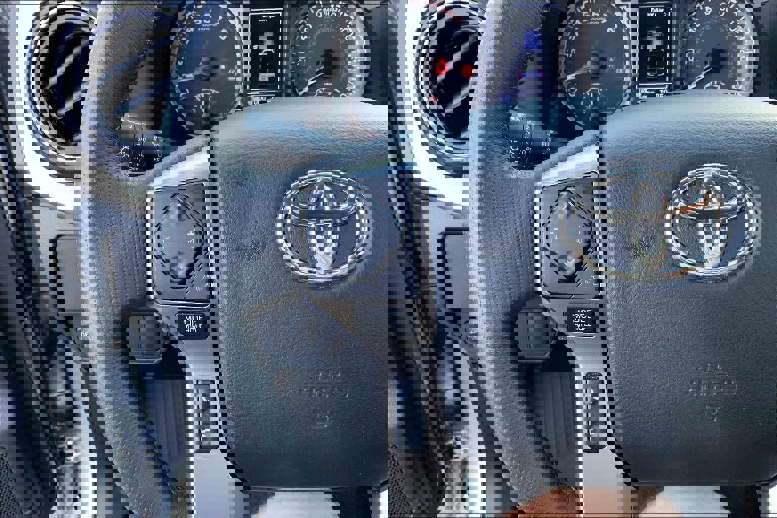 Used 2022 Toyota Tacoma SR5 image 23