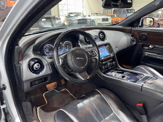 Used 2011 Jaguar XJ RWD image 7