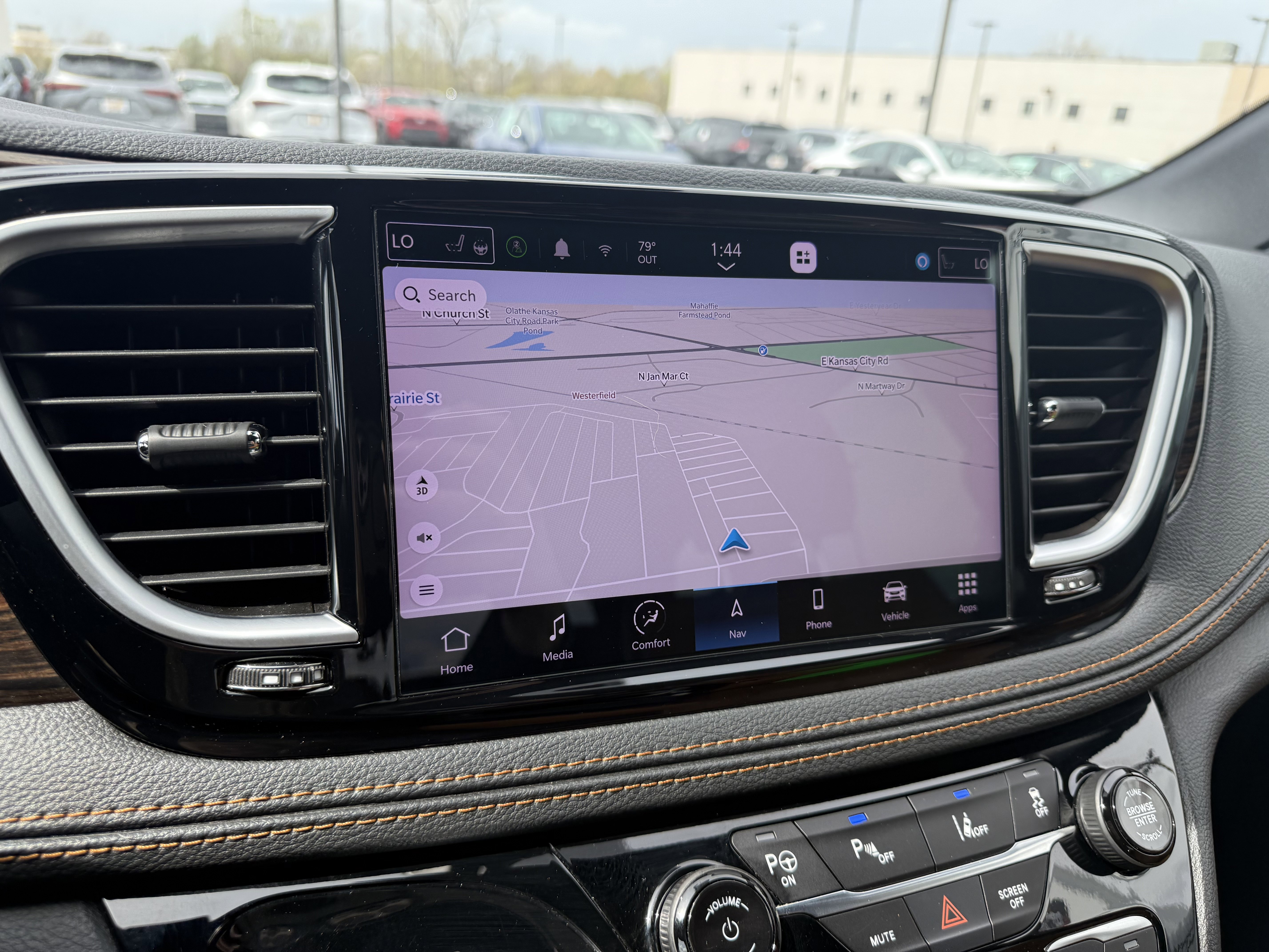 Used 2023 Chrysler Pacifica Pinnacle image 10