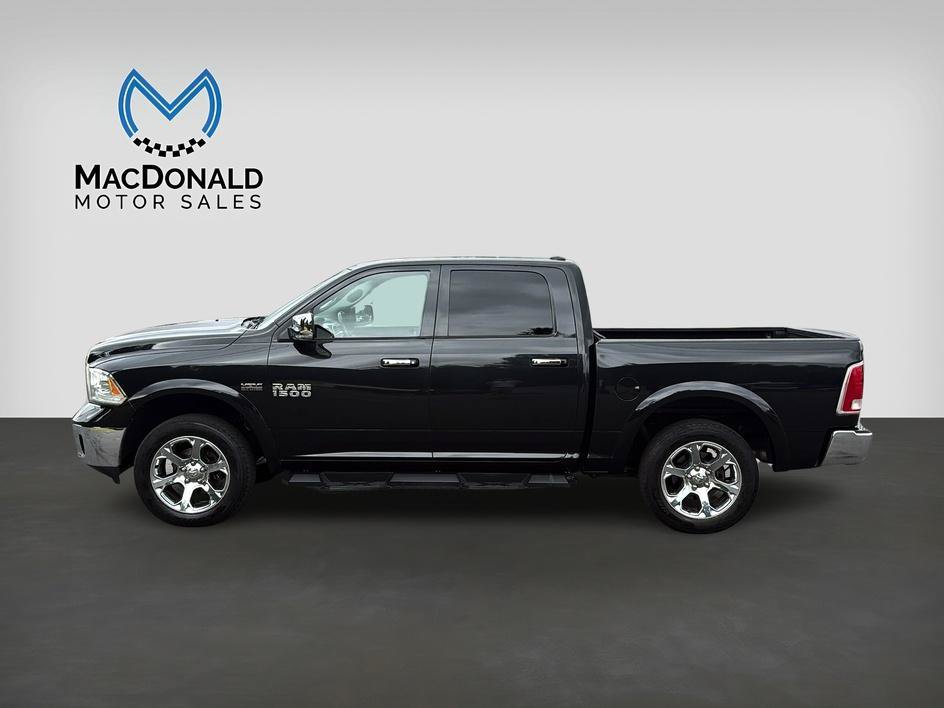 Used 2017 RAM 1500 Laramie w/ Convenience Group AWD/4WD image 4