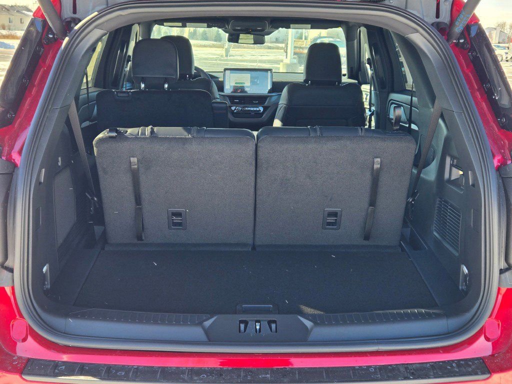 New 2026 Ford Explorer ST-Line w/ ST-Line Street Pack image 15