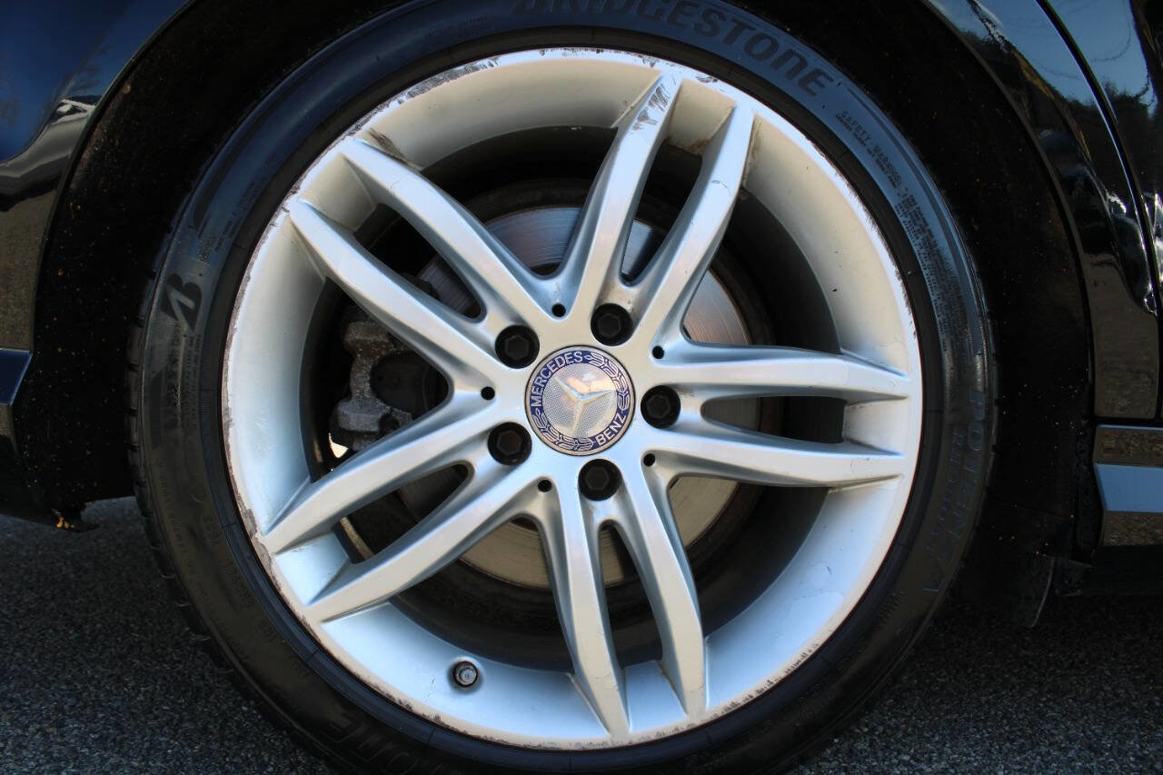 Used 2013 Mercedes-Benz C 250 Sedan image 22