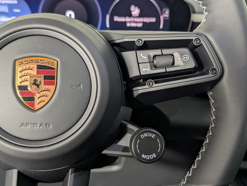 New 2026 Porsche Macan 4S Electric image 38