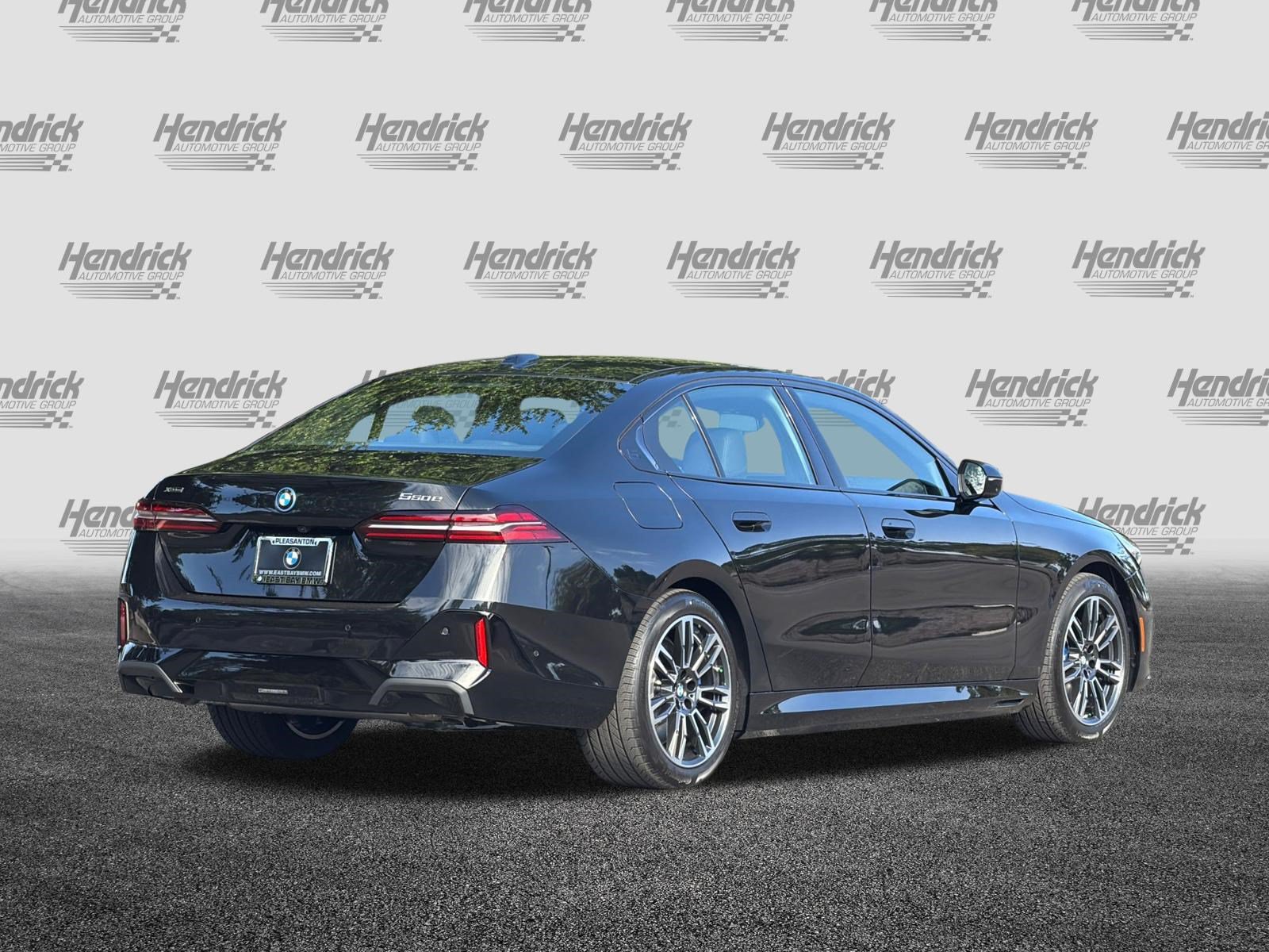 New 2027 BMW 550e xDrive AWD/4WD image 5