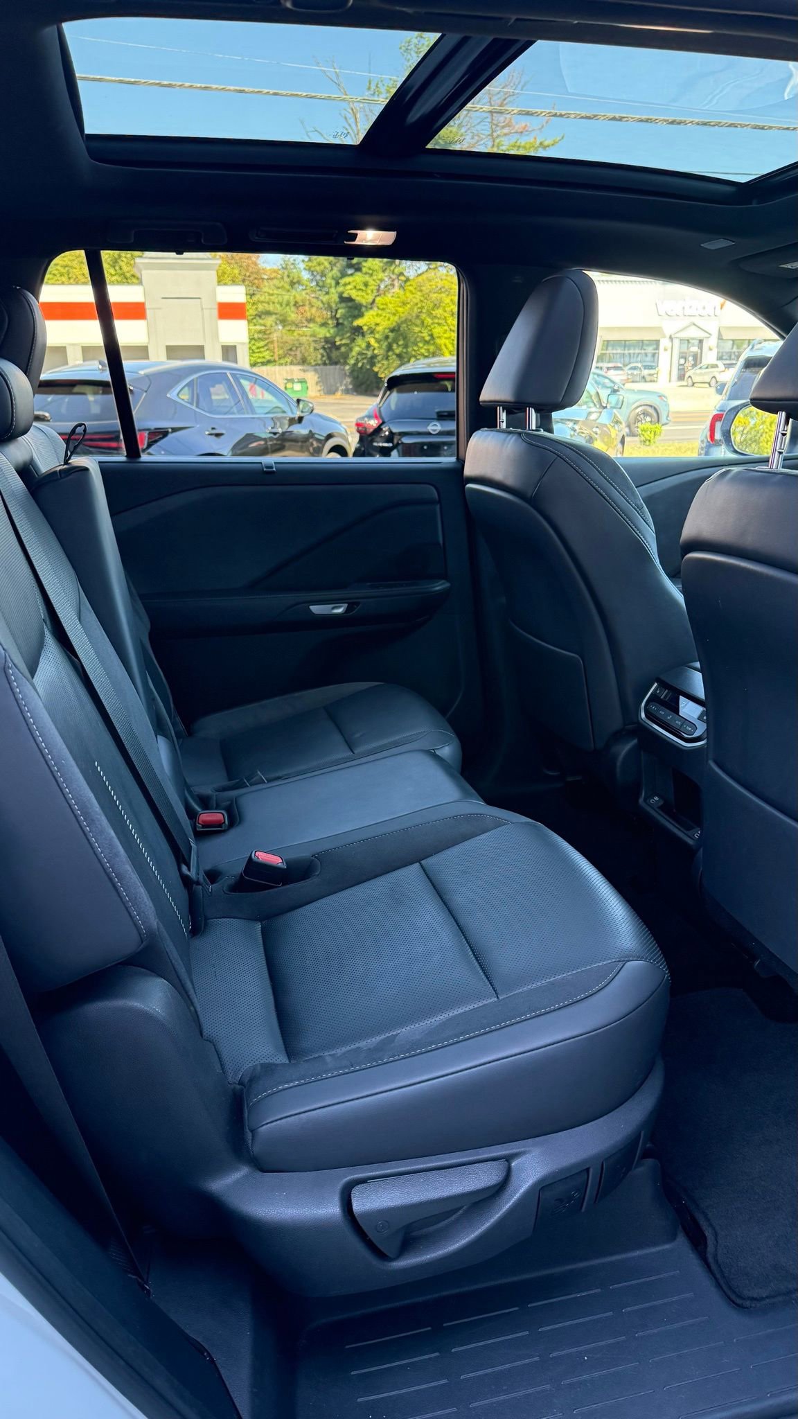 Used 2024 Lexus TX 350 AWD image 17