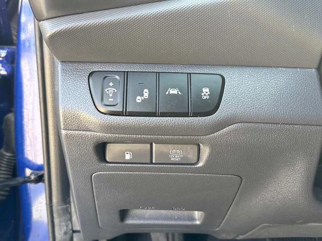 Used 2020 Hyundai Ioniq SE image 27