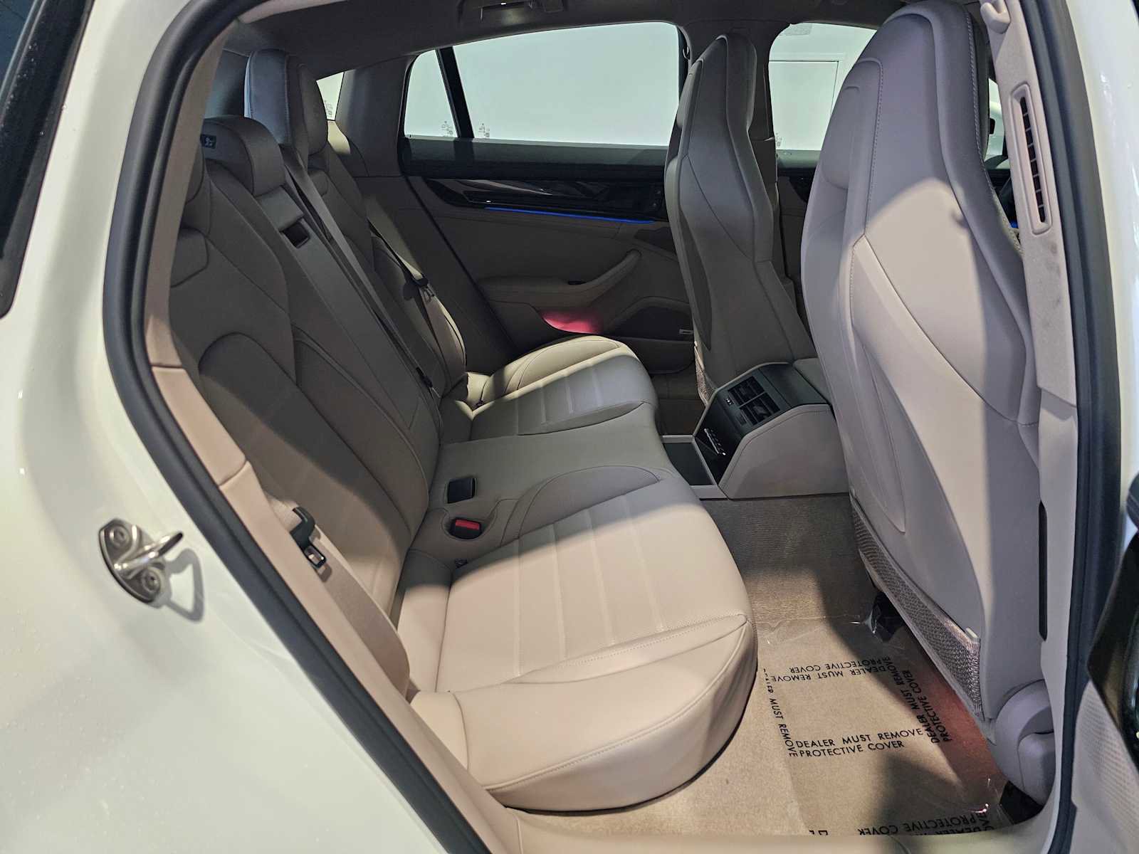 Used 2025 Porsche Panamera 4 image 14