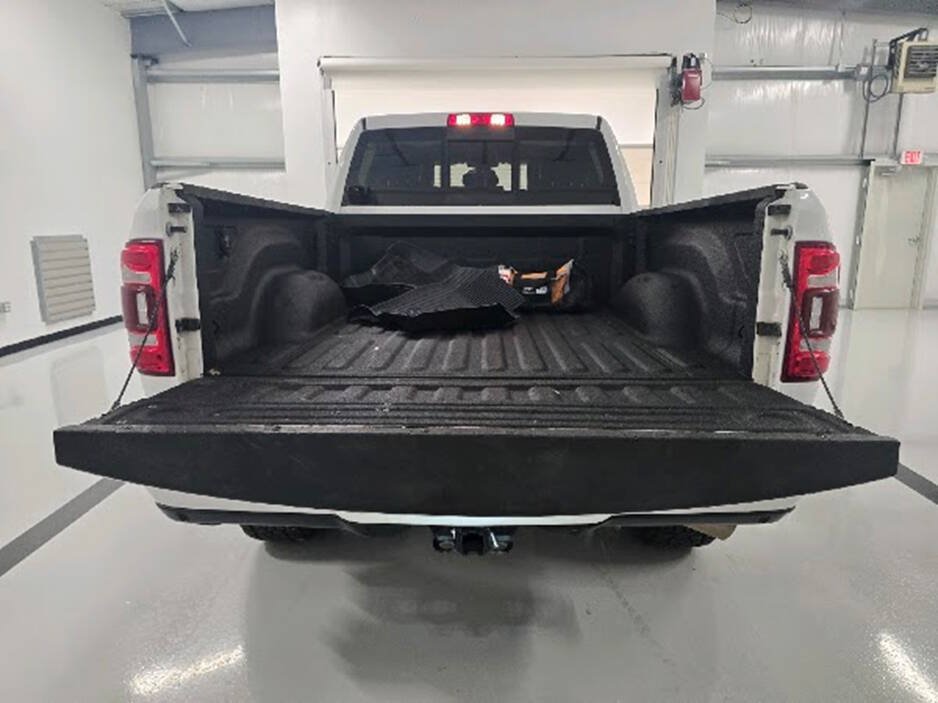 Used 2023 RAM 2500 Laramie AWD/4WD image 9