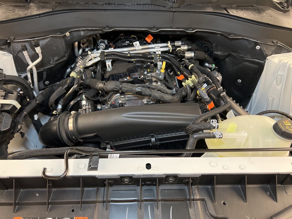 New 2025 Ford Explorer Active w/ Active Comfort Package image 33