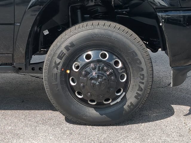 New 2026 RAM 3500 Limited AWD/4WD image 11